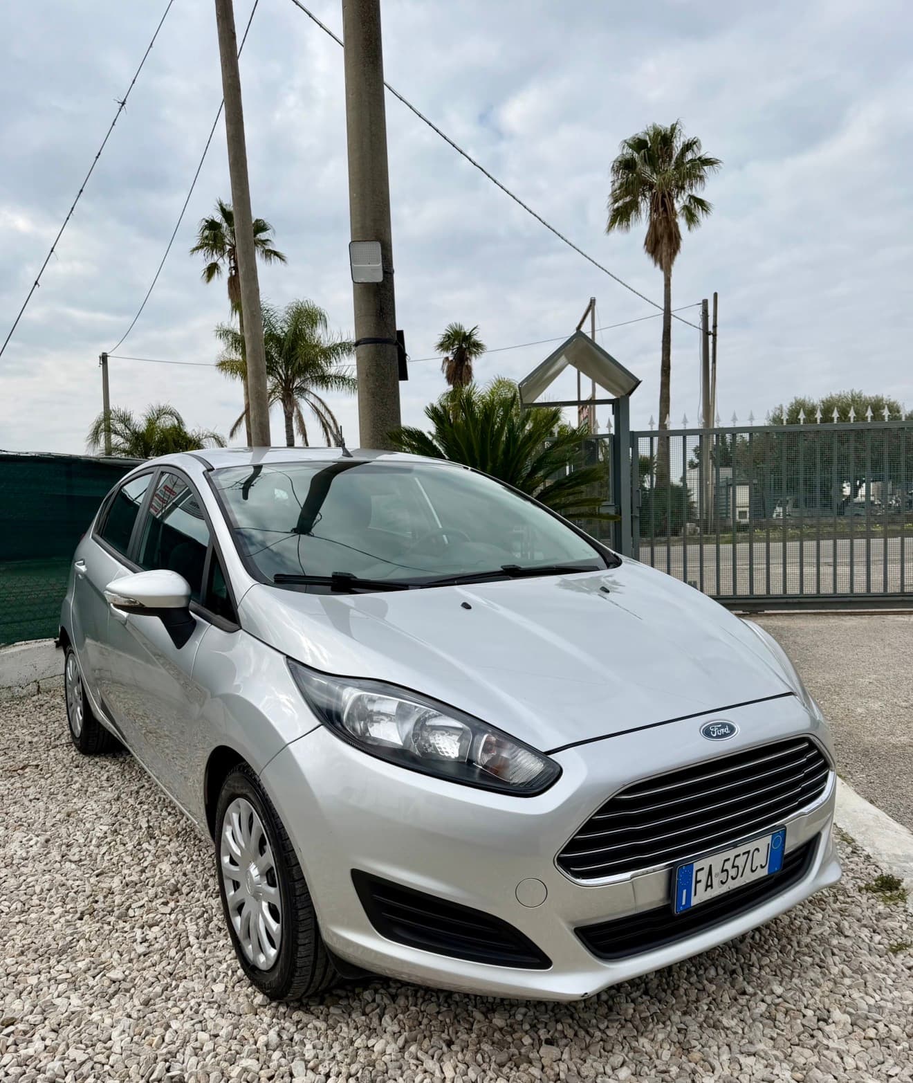 Ford Fiesta - immagine 1